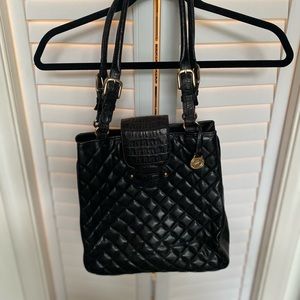 Brahmin shoulder quilted structured bucket bag w/ gold hardware.